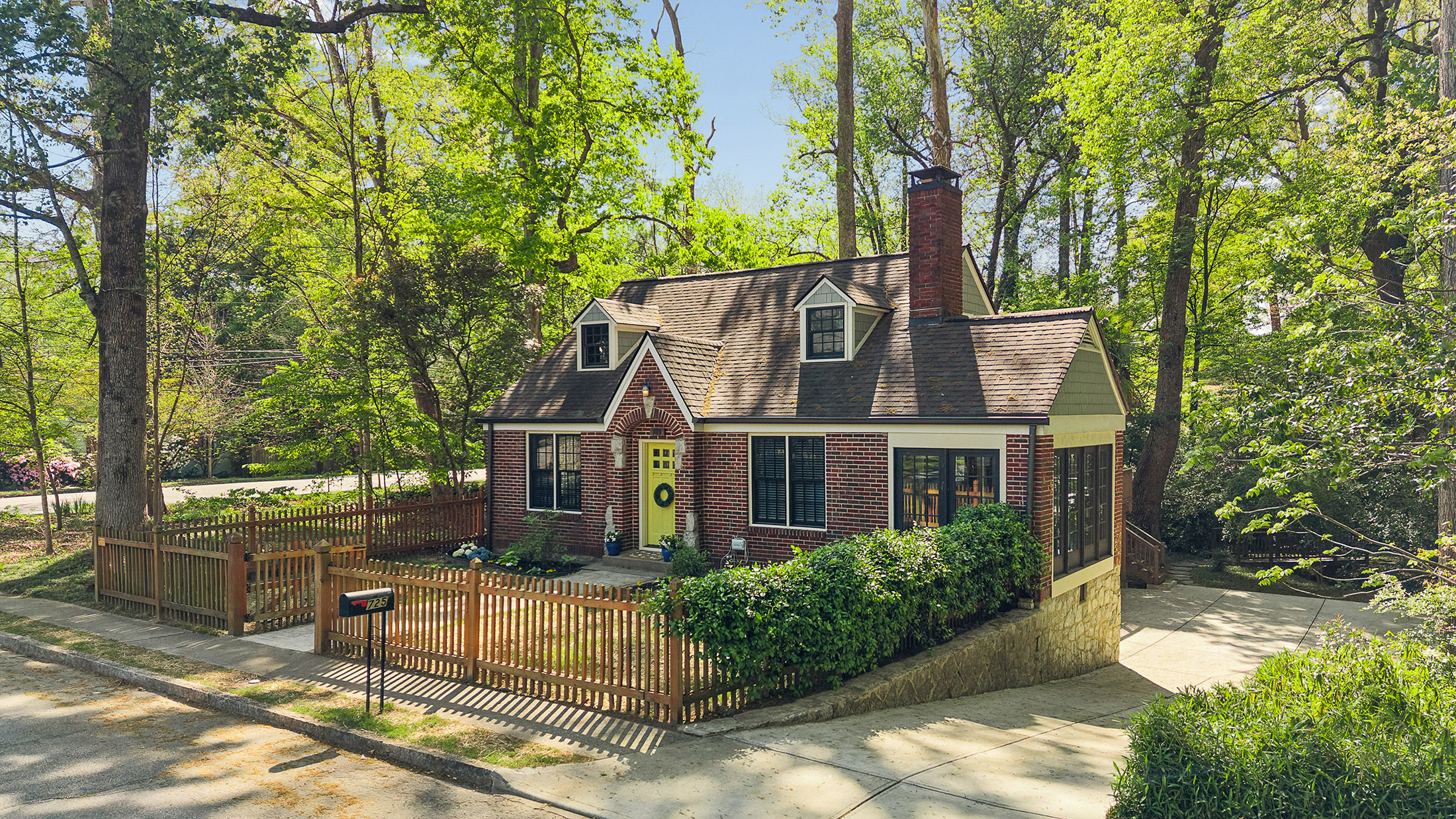  Charming East Atlanta Cottage on Rare Creekside Lot - 物件實景