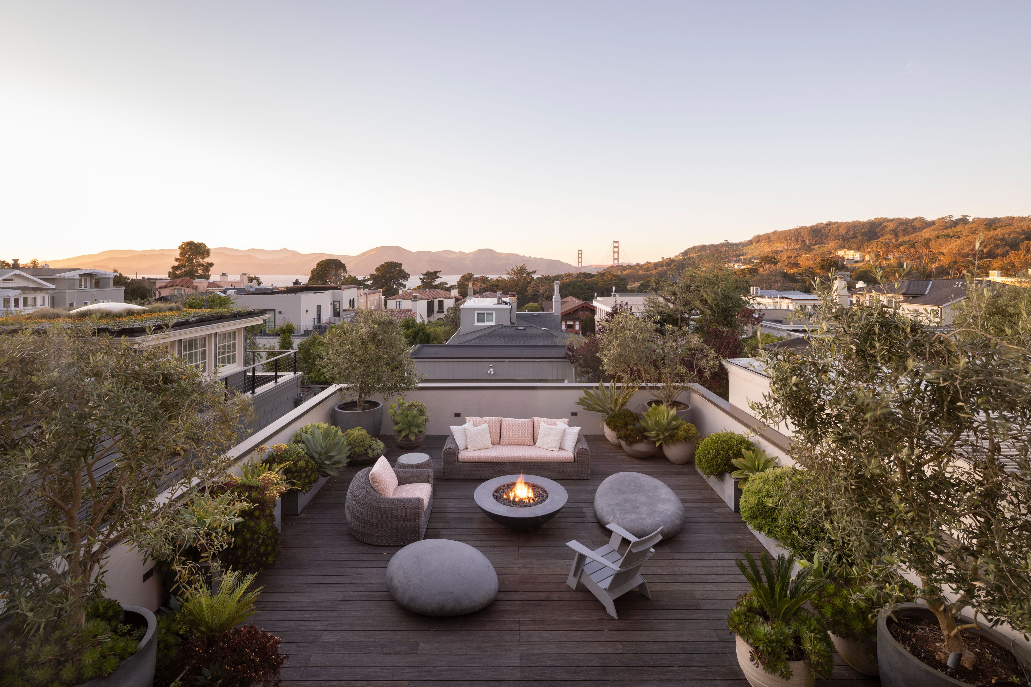  2206 Lake Street - 物件實景