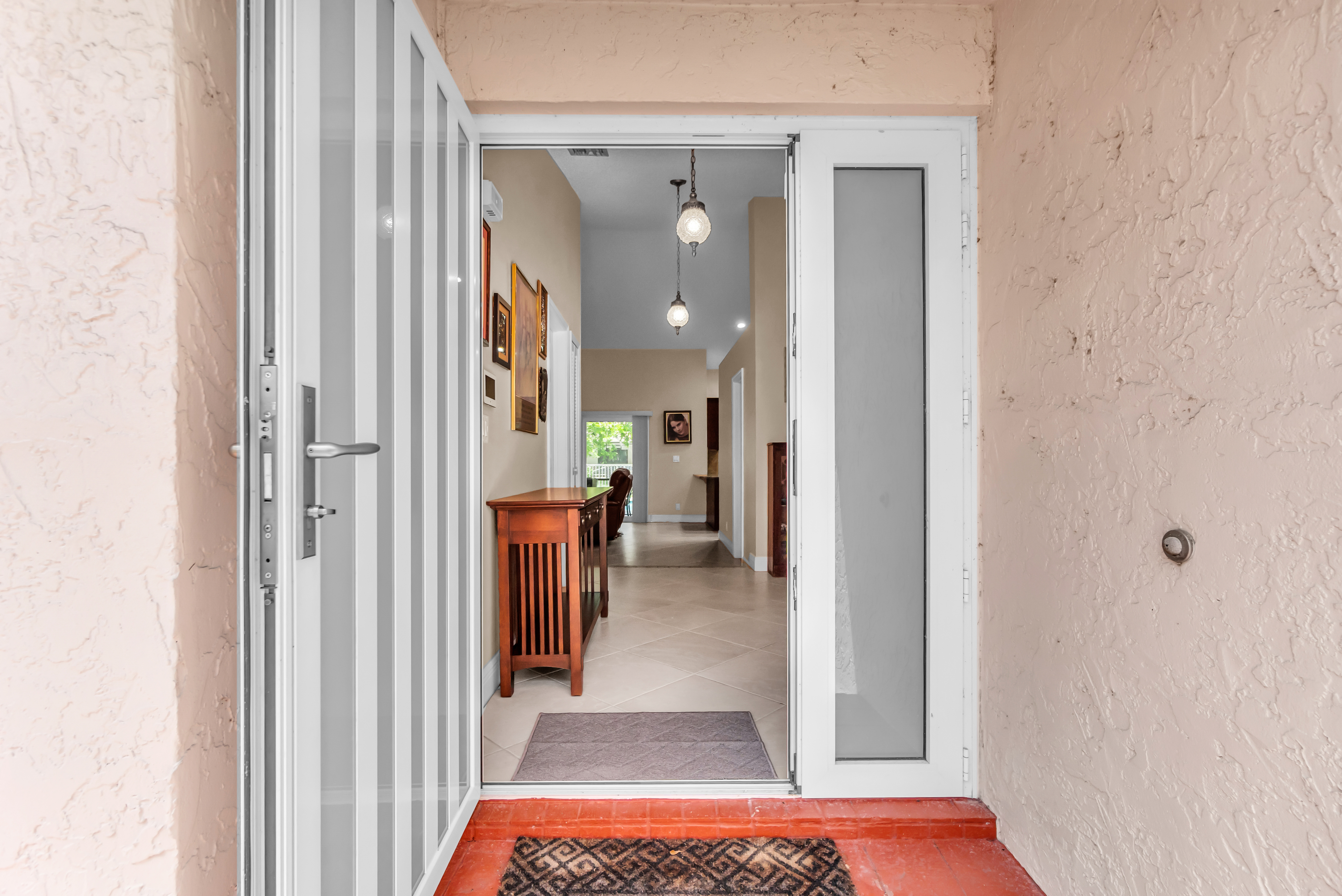  895 NW 110th Lane, Coral Springs, FL, 33071 - 物件實景