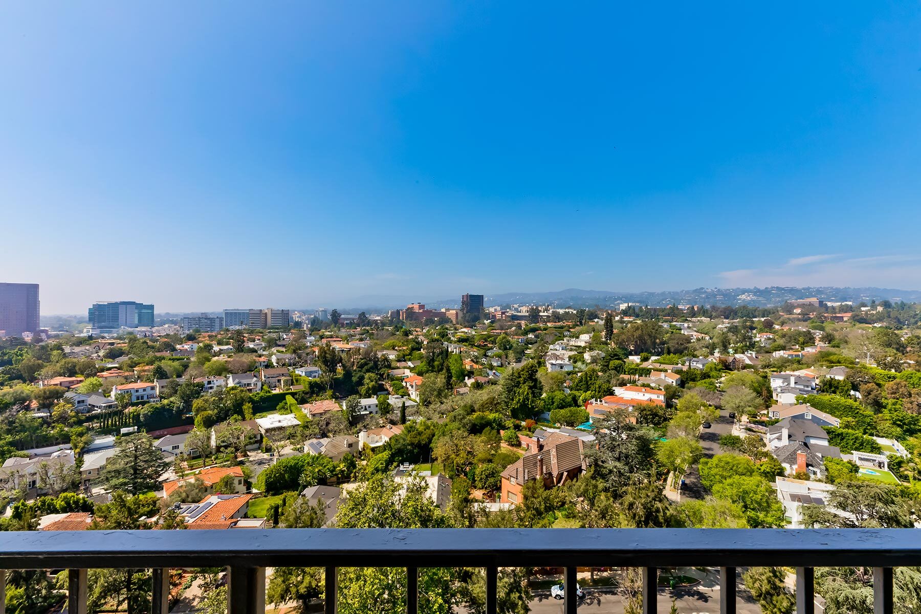  10501 Wilshire Boulevard - 物件實景