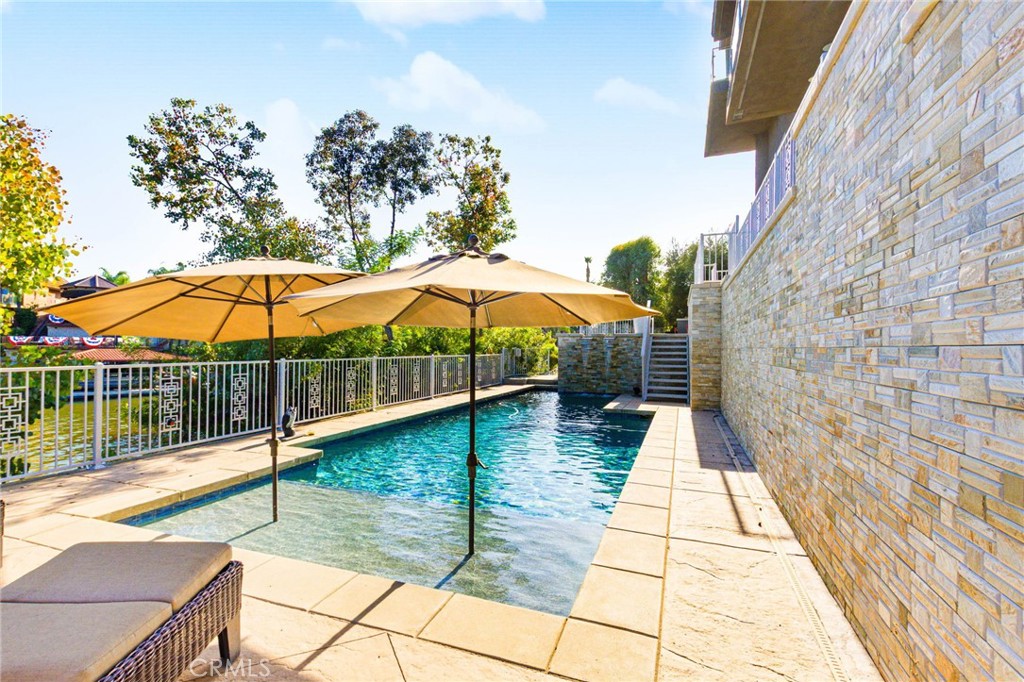 Canyon Lake, California, 92587, United States, 6 Bedrooms Bedrooms, ,5 BathroomsBathrooms,Residential,For Sale,1975311