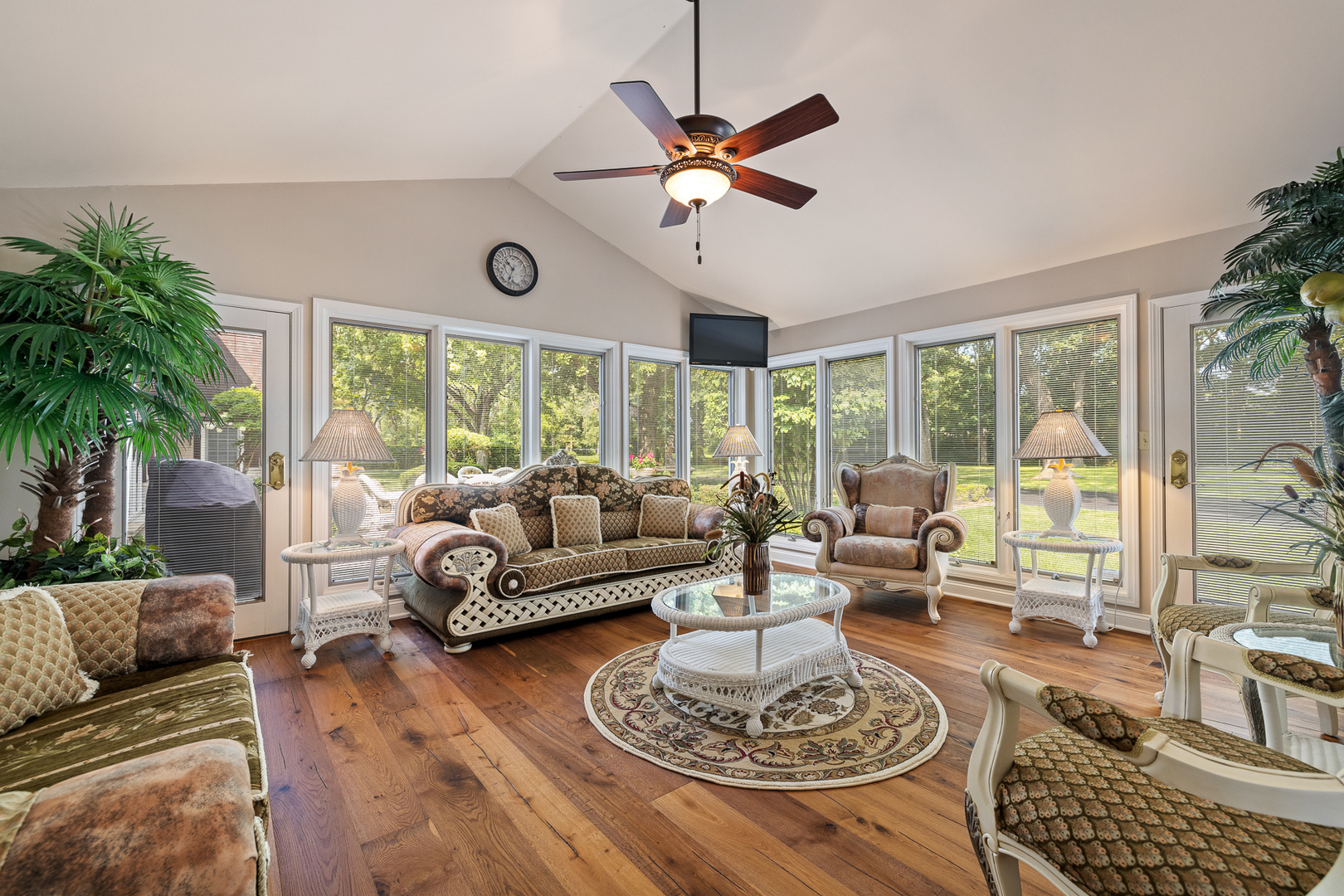 Homer Glen, Illinois, 60491, United States, 4 Bedrooms Bedrooms, ,5 BathroomsBathrooms,Residential,For Sale,1940252
