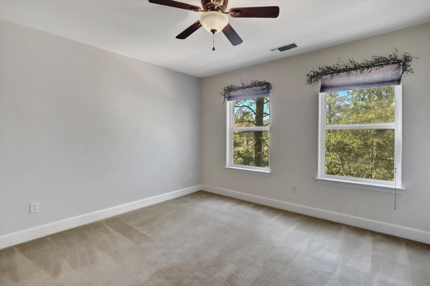 Grass Valley, California, 95945, United States, 4 Bedrooms Bedrooms, ,4 BathroomsBathrooms,Residential,For Sale,1986075