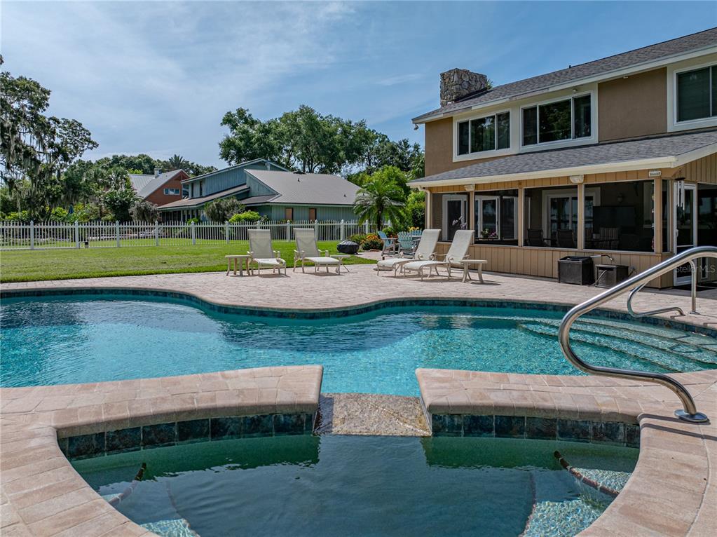 Winter Haven, Florida, 33884, United States, 3 Bedrooms Bedrooms, ,4 BathroomsBathrooms,Residential,For Sale,1895737