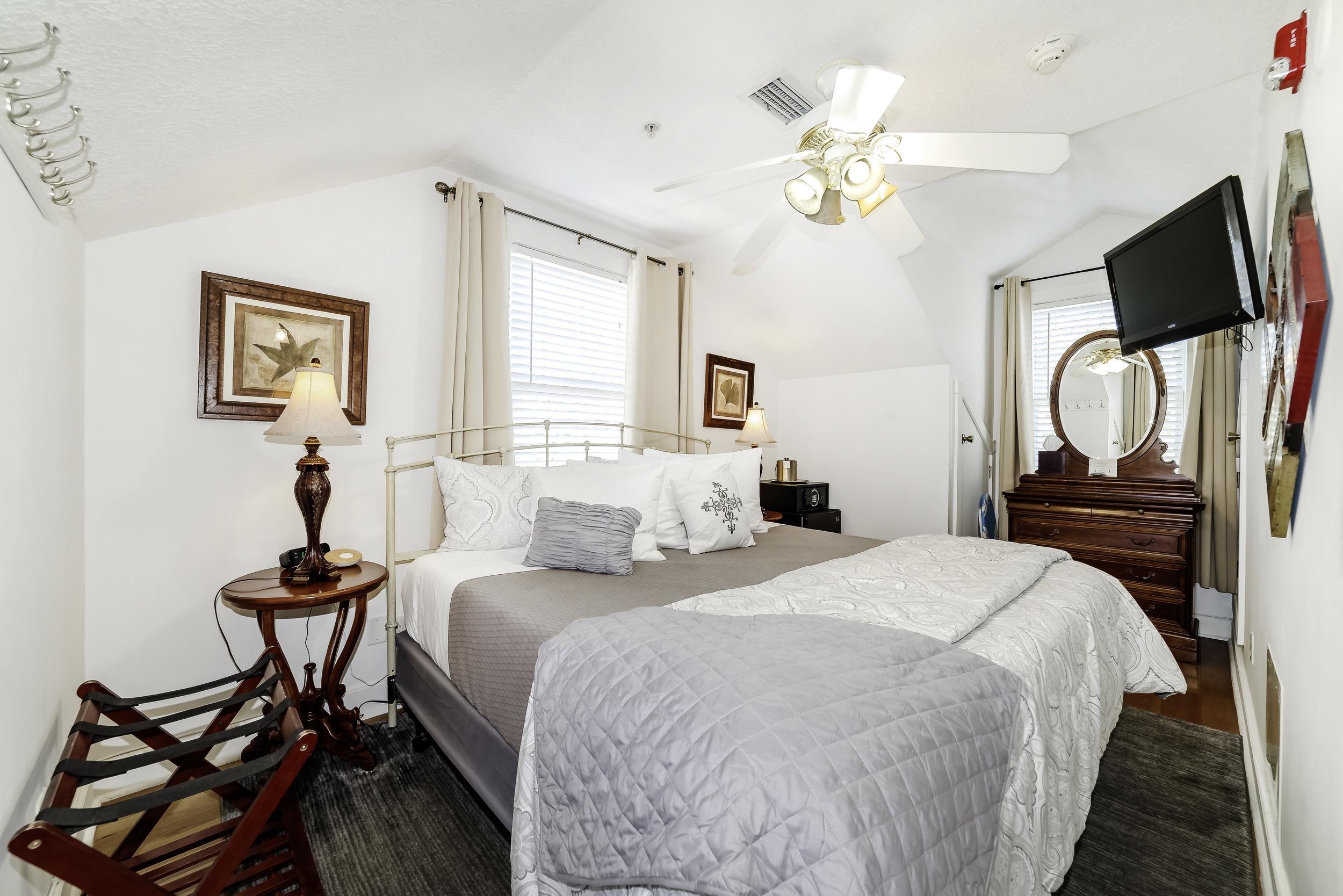 St Augustine, Florida, 32084, United States, 17 Bedrooms Bedrooms, ,17 BathroomsBathrooms,Residential,For Sale,1995704