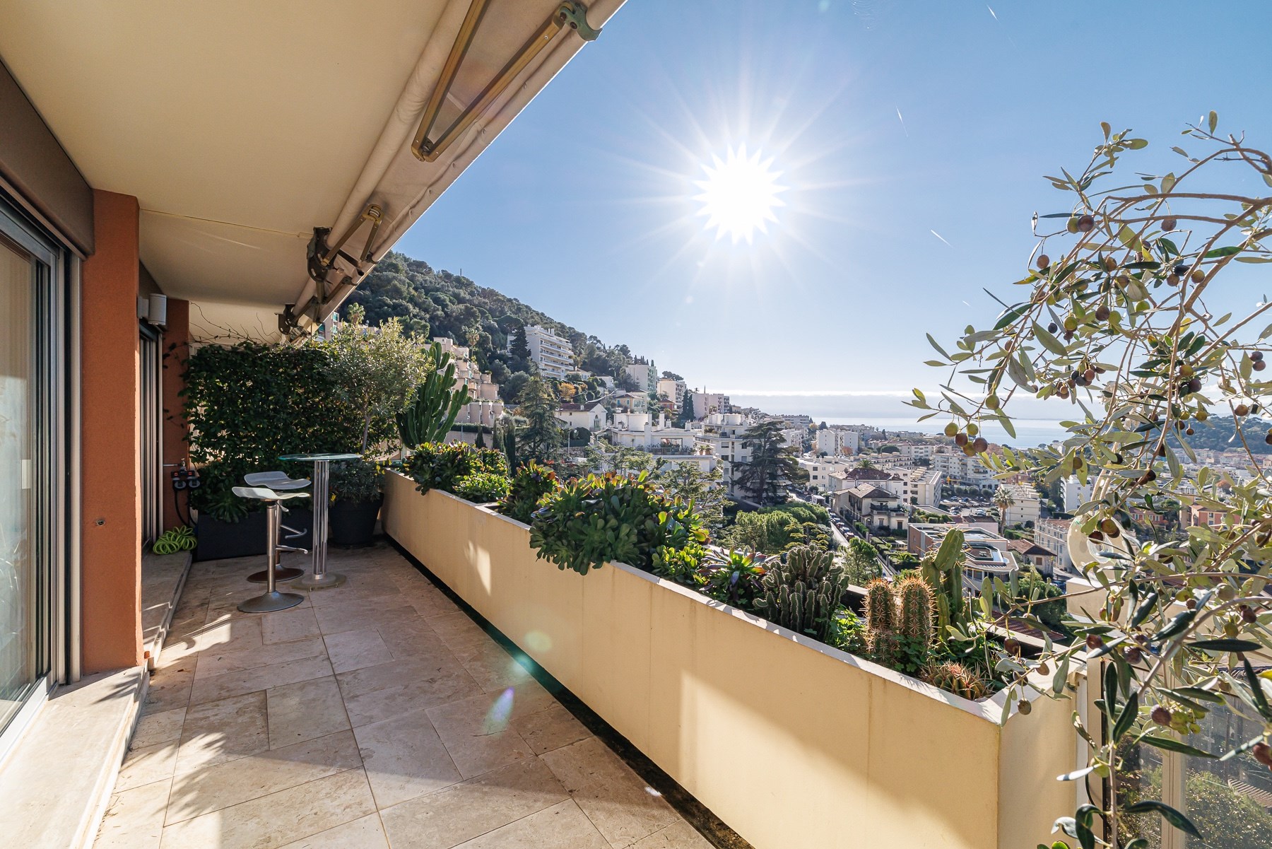  Top-floor 3-bedroom apartment with sea view and terrace, Mont-Alban, Nice - 物件實景