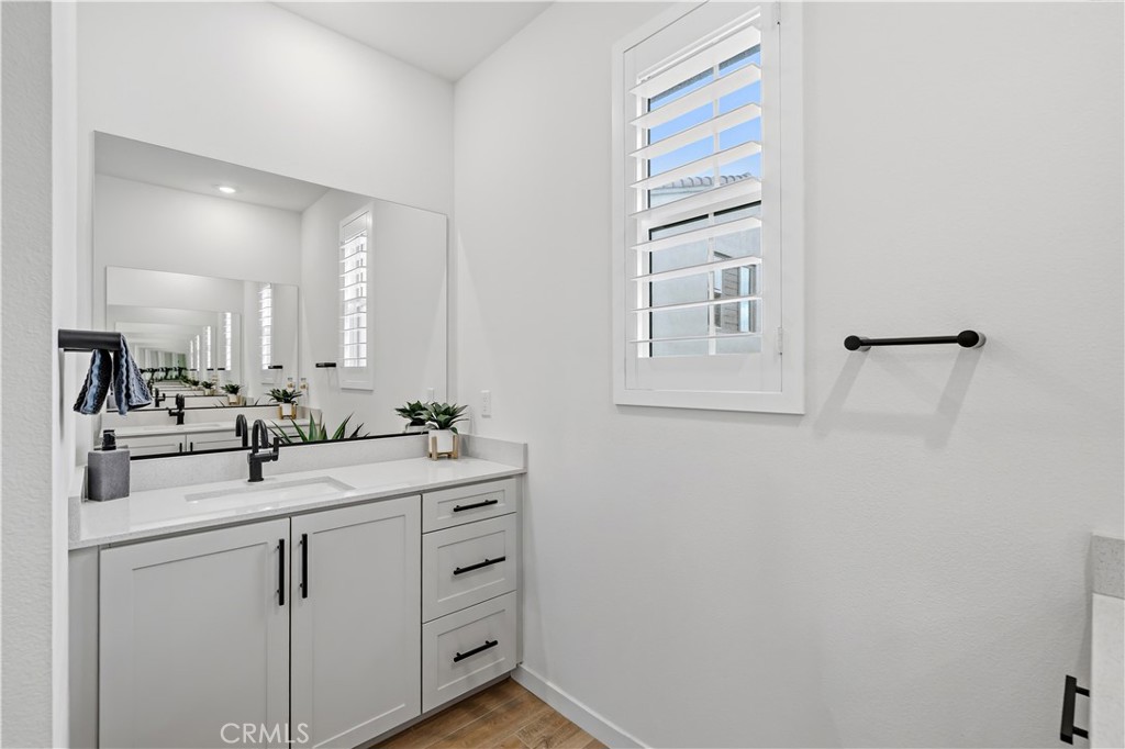 Fontana, California, 92336, United States, 3 Bedrooms Bedrooms, ,2 BathroomsBathrooms,Residential,For Sale,2037862