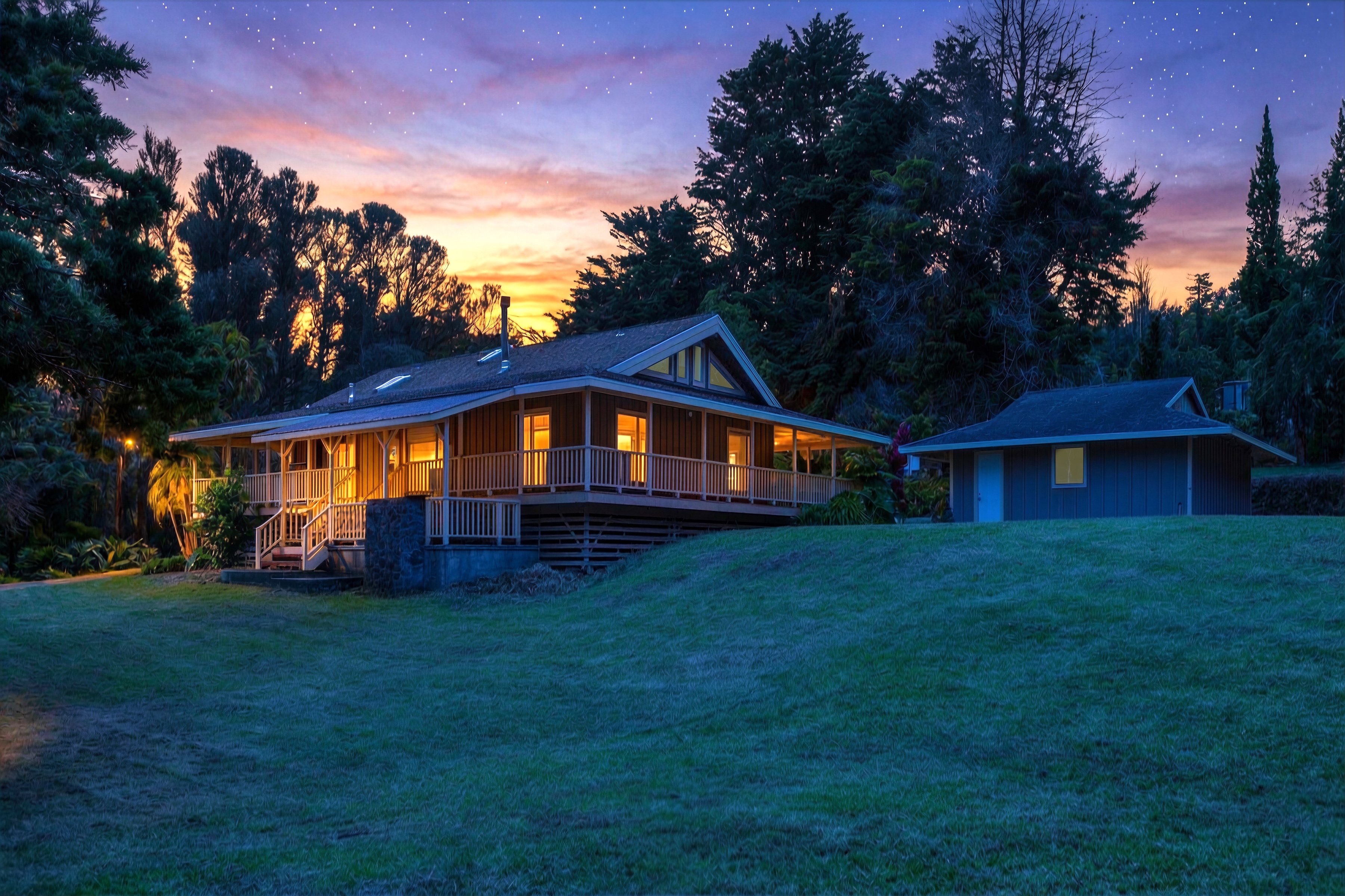  Single-level home on 2.5 fully fenced and gated acres - 物件實景