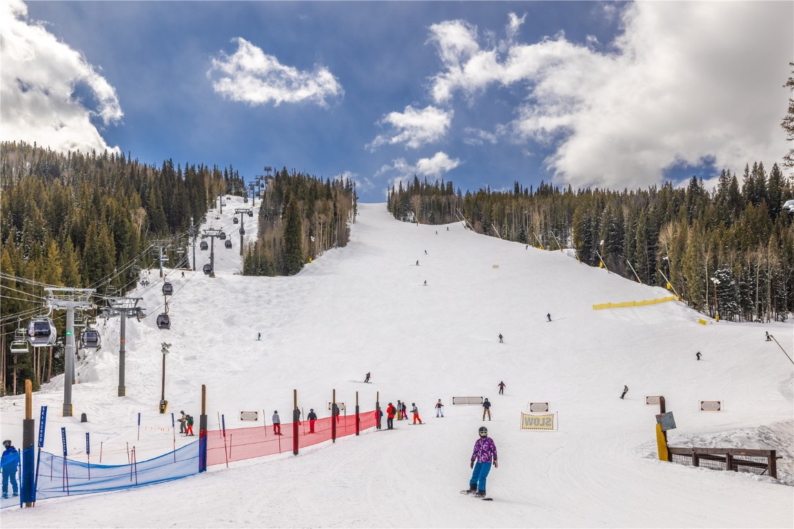 Keystone, Colorado, 80435, United States, 3 Bedrooms Bedrooms, ,2 BathroomsBathrooms,Residential,For Sale,1794771
