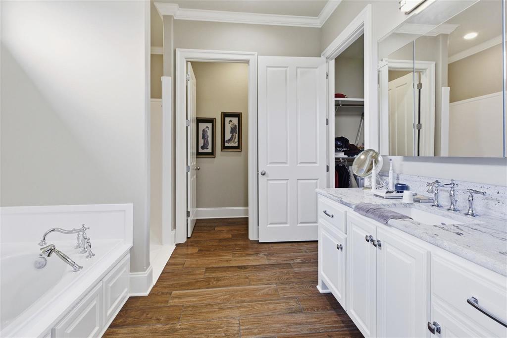 Lake Charles, Louisiana, 70605, United States, 3 Bedrooms Bedrooms, ,3 BathroomsBathrooms,Residential,For Sale,2027172