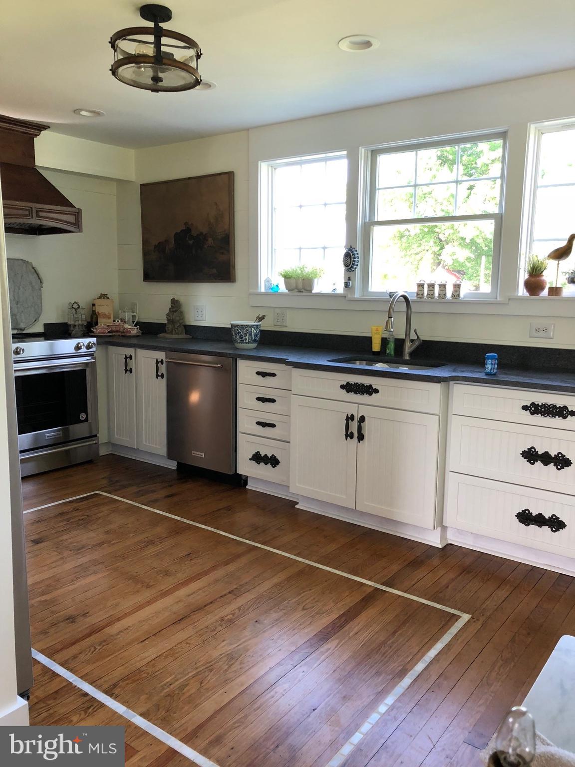 Lexington Park, Maryland, 20653, United States, 4 Bedrooms Bedrooms, ,3 BathroomsBathrooms,Residential,For Sale,1999530