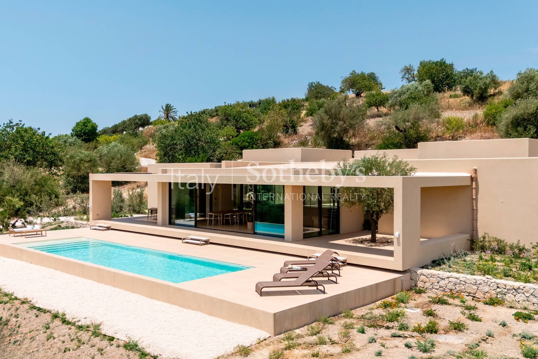  Designer villa with pool in the Noto countryside - 物件實景