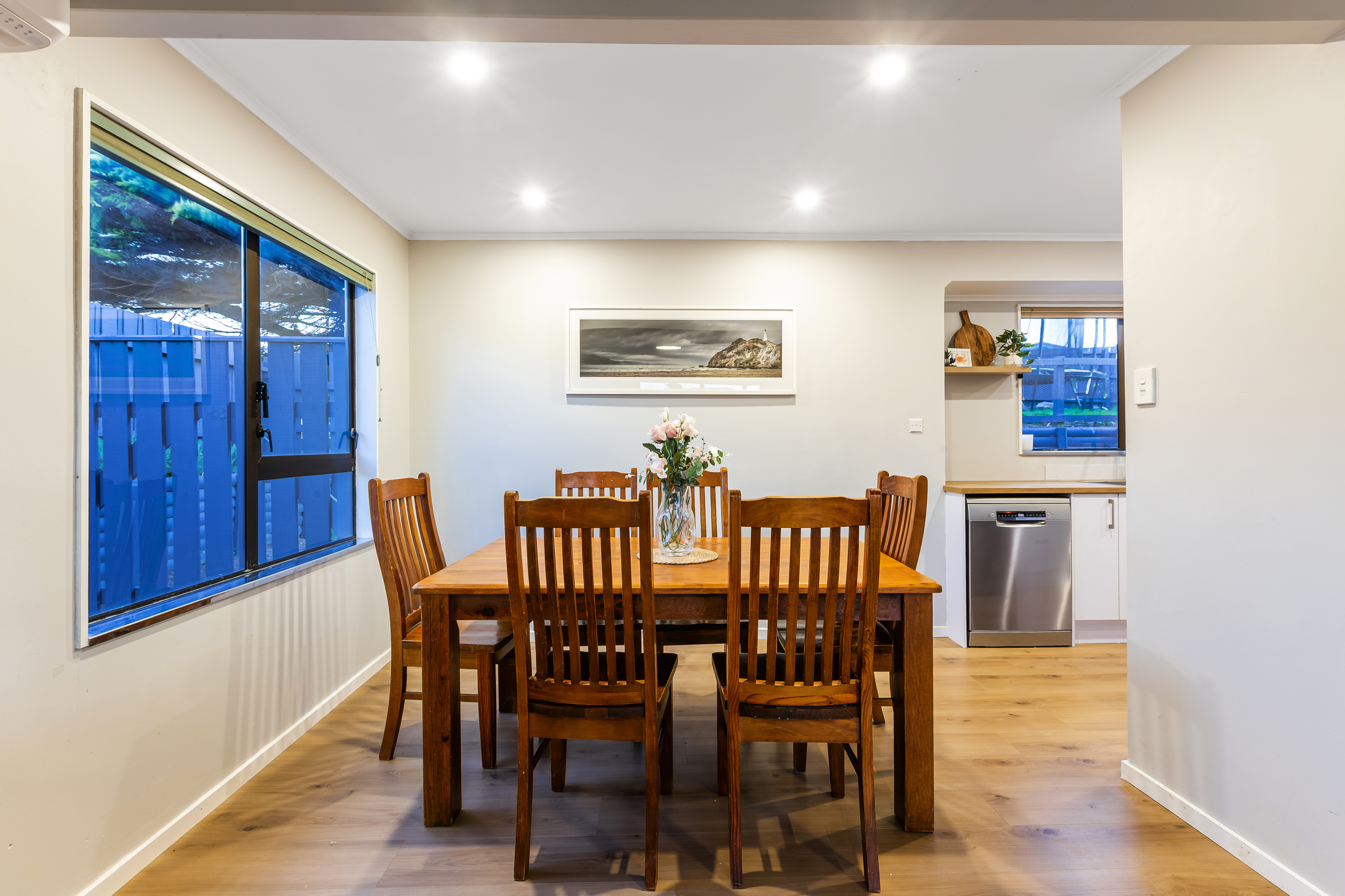  23 James Cook Drive, Whitby - 物件實景