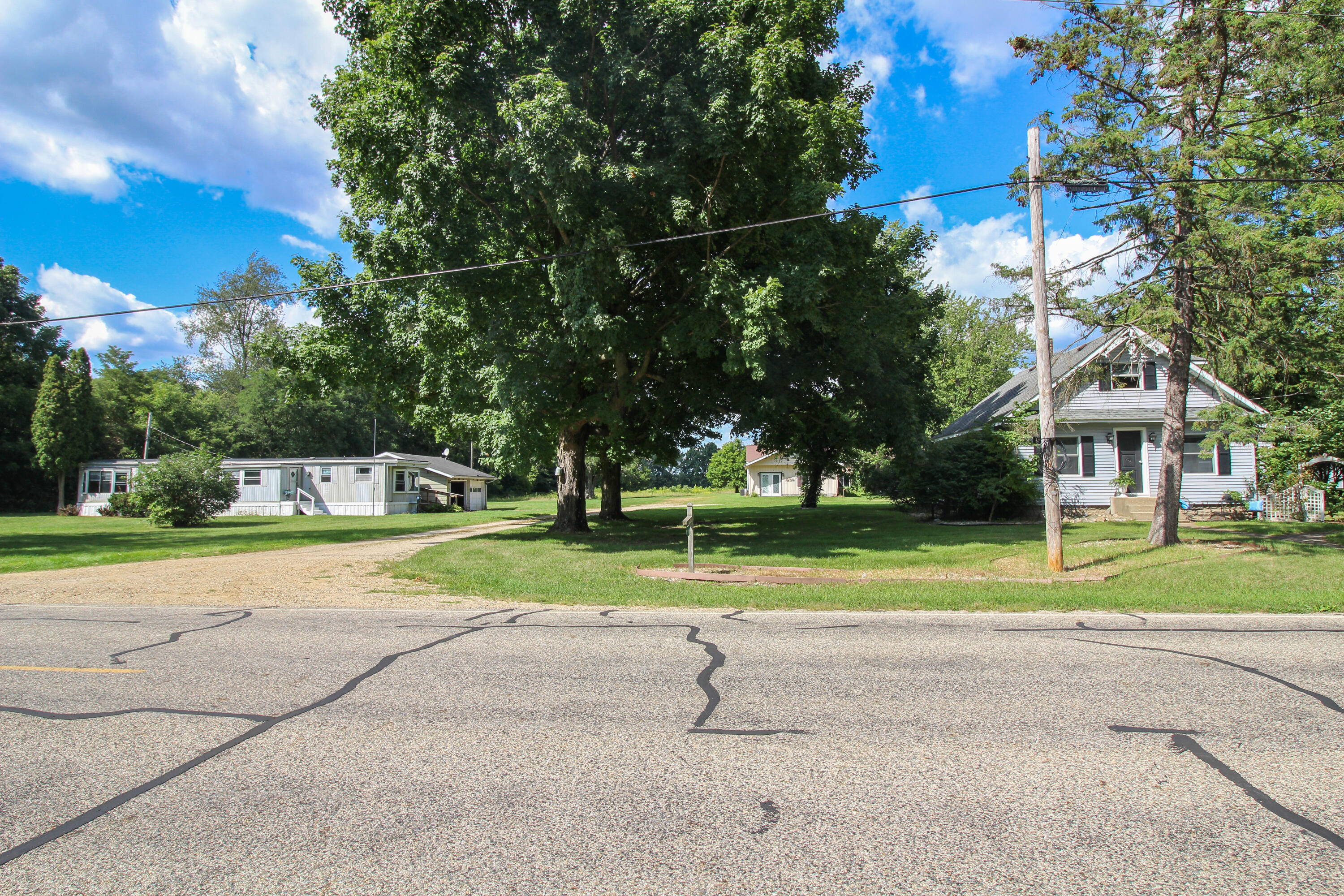 Three Rivers, Michigan, 49093, United States, 4 Bedrooms Bedrooms, ,1 BathroomBathrooms,Residential,For Sale,2006073