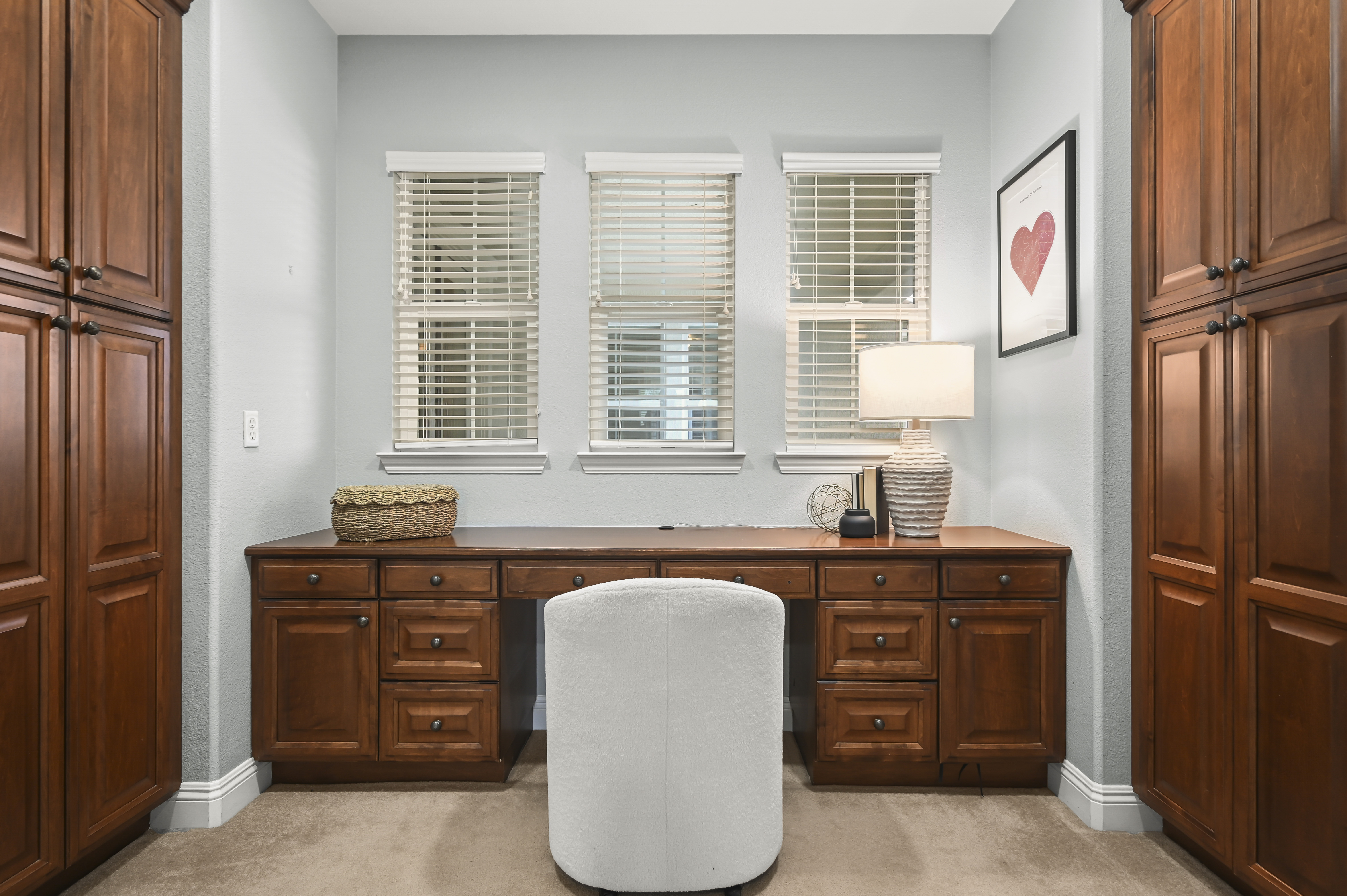  Stunning Monterosso Estate on Private Court with Designer Indoor-Outdoor Living - 物件實景