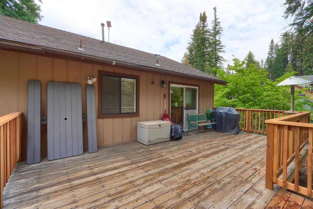 Yosemite, California, 95389, United States, 4 Bedrooms Bedrooms, ,2 BathroomsBathrooms,Residential,For Sale,1980100