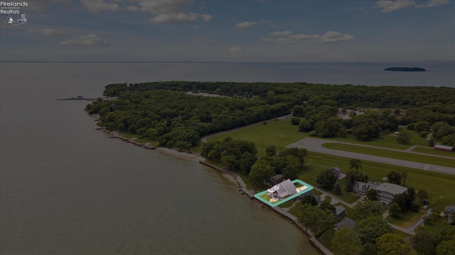 Put-In-Bay, Ohio, 43456, United States, 5 Bedrooms Bedrooms, ,3 BathroomsBathrooms,Residential,For Sale,1979918