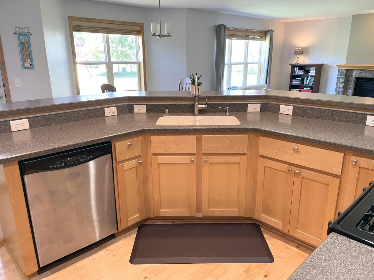 3014 Winter Park Pl, Madison, Wisconsin, 53719, United States, 4 Bedrooms Bedrooms, ,3 BathroomsBathrooms,Residential,For Sale,3014 Winter Park Pl,1586684