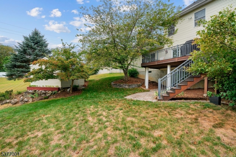 Newton Town, New Jersey, 07860, United States, 4 Bedrooms Bedrooms, ,3 BathroomsBathrooms,Residential,For Sale,1985191