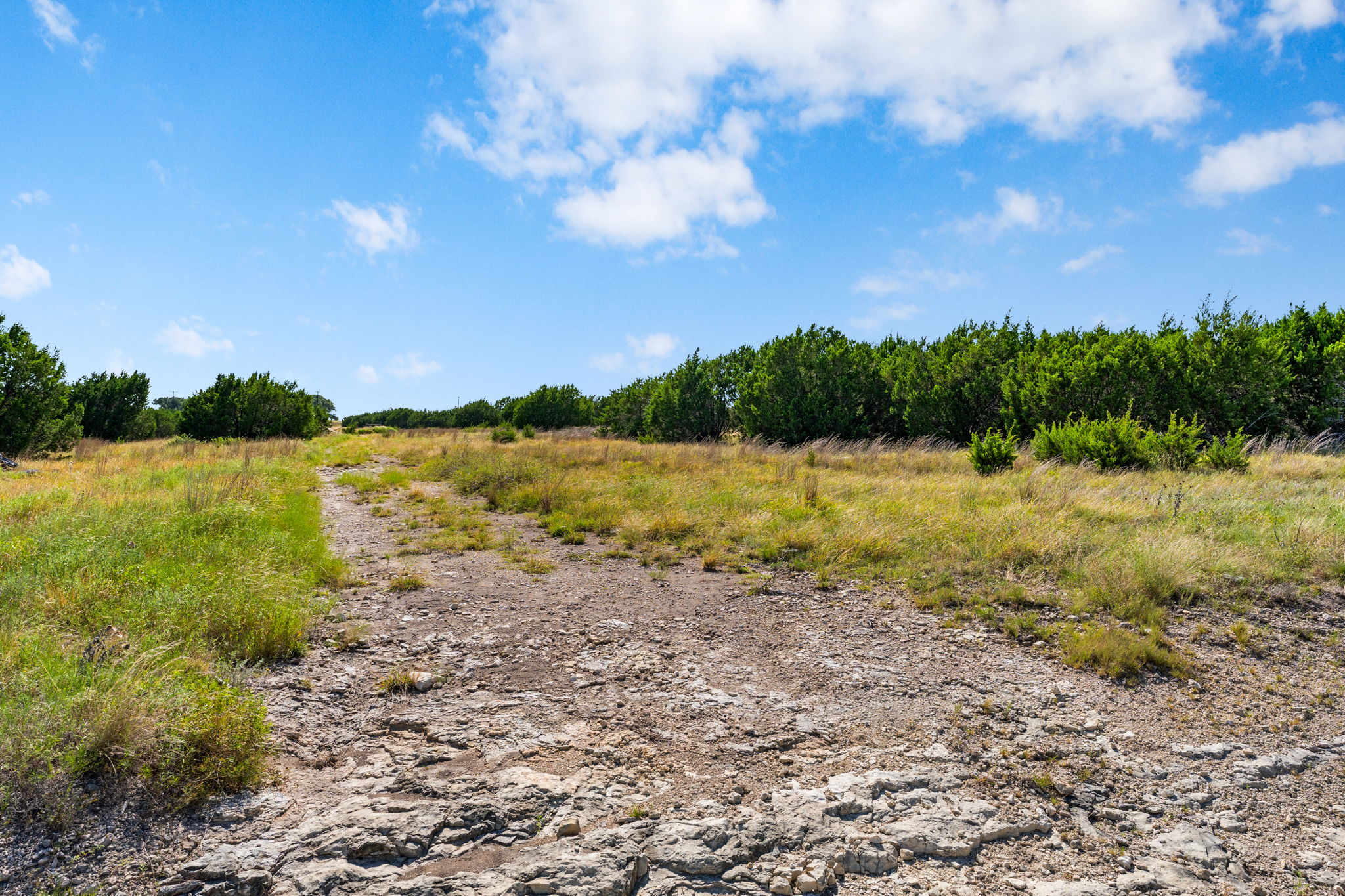  5 Acres  Gated Community & Scenic Views - 物件實景