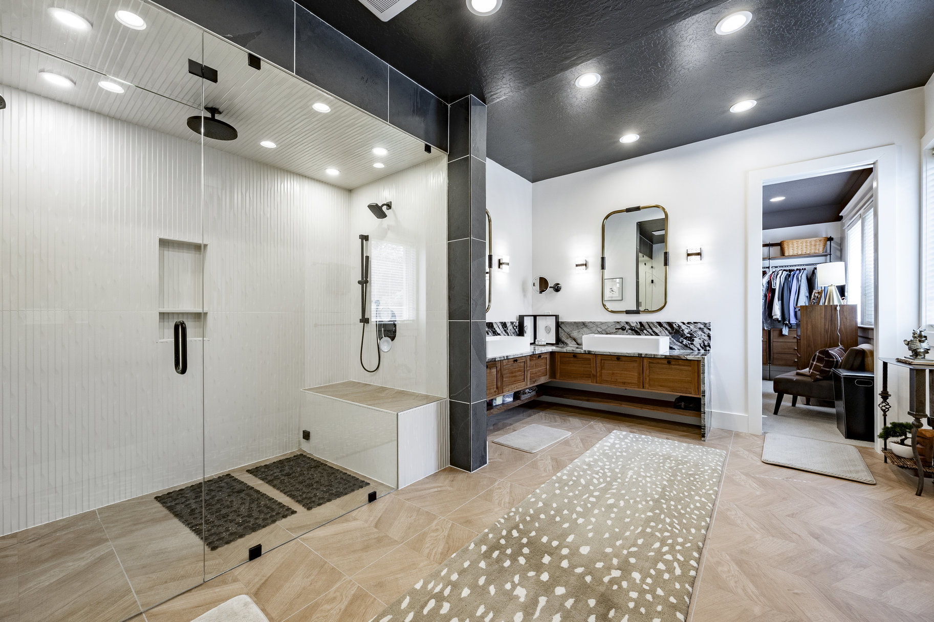  Timeless East Bench Craftsman Estate with Gated Entry, Expansive Light and Views - 物件實景