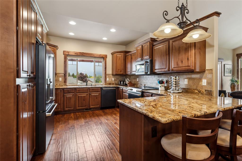 Polson, Montana, 59860, United States, 3 Bedrooms Bedrooms, ,2 BathroomsBathrooms,Residential,For Sale,1983270