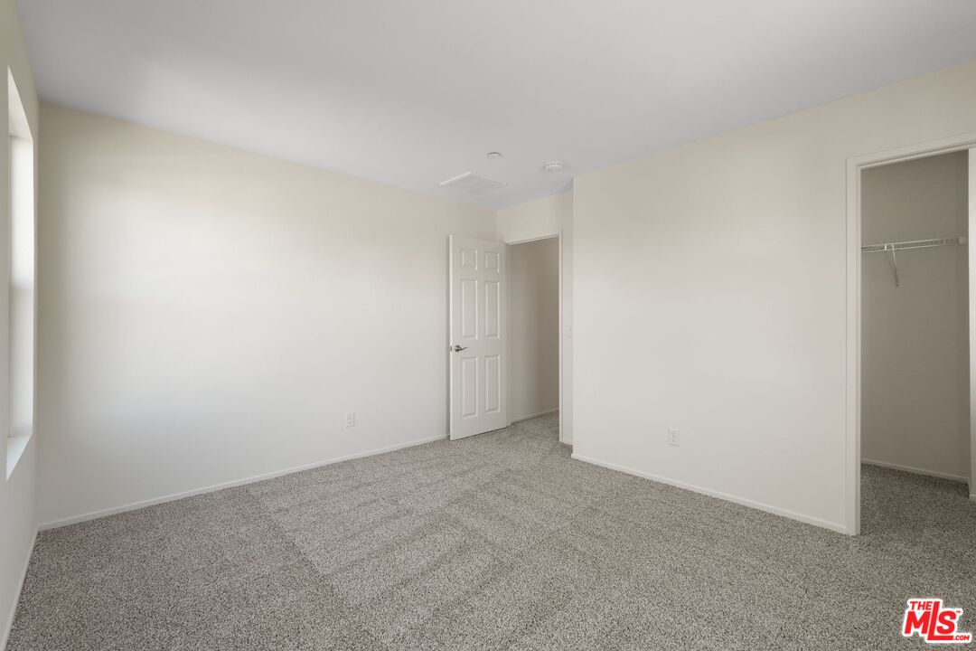Lancaster, California, 93534, United States, 5 Bedrooms Bedrooms, ,3 BathroomsBathrooms,Residential,For Sale,1942304