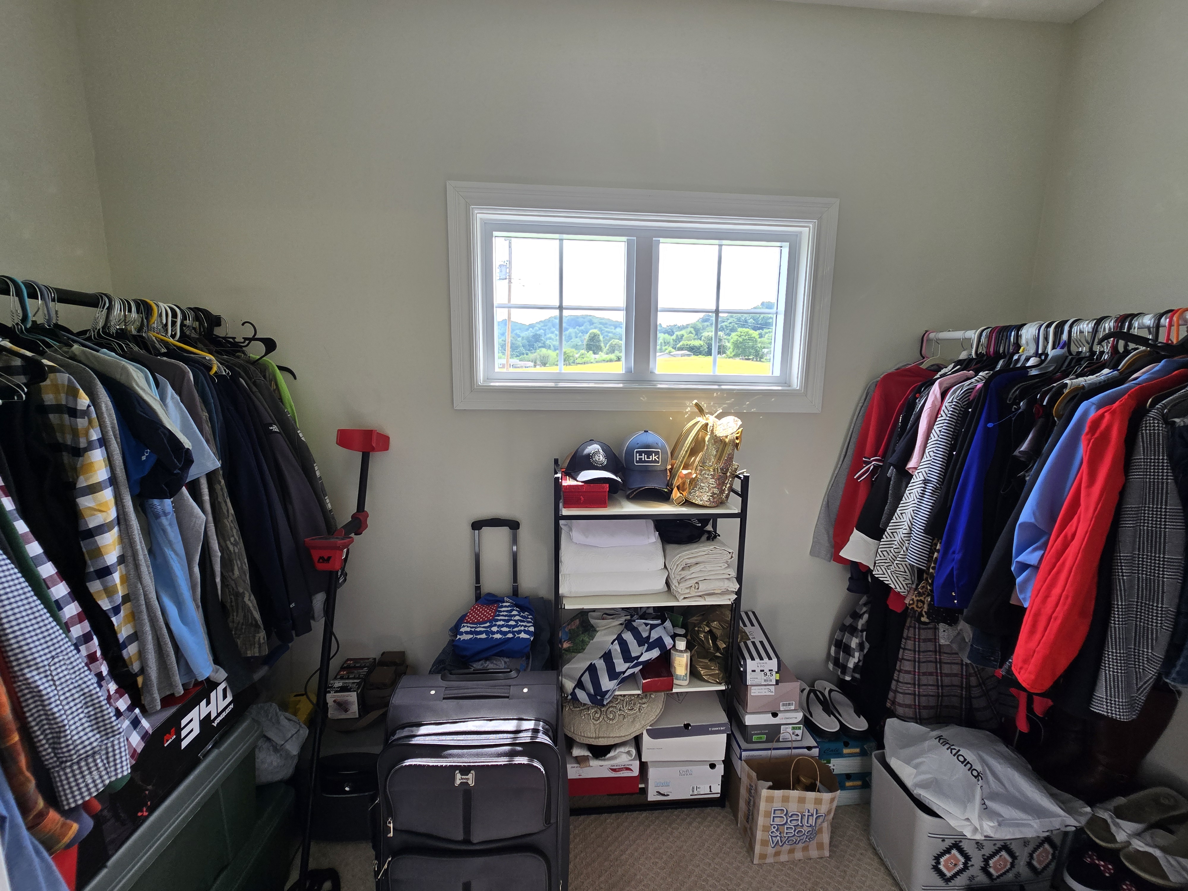 Harrogate, Tennessee, 37752, United States, 3 Bedrooms Bedrooms, ,2 BathroomsBathrooms,Residential,For Sale,1982987