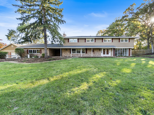 Winthrop Harbor, Illinois, 60096, United States, 5 Bedrooms Bedrooms, ,4 BathroomsBathrooms,Residential,For Sale,1982535