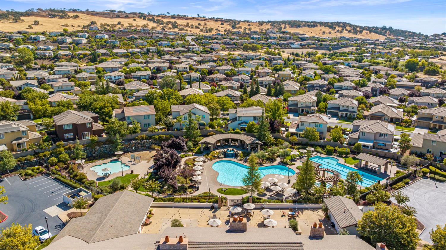 El Dorado Hills, California, 95762, United States, 4 Bedrooms Bedrooms, ,3 BathroomsBathrooms,Residential,For Sale,1925996