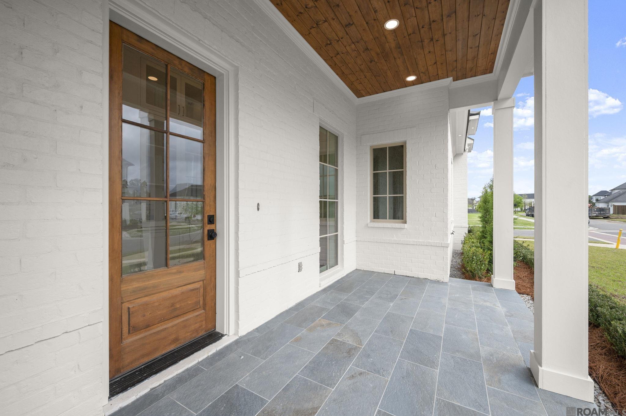 Baton Rouge, Louisiana, 70817, United States, 4 Bedrooms Bedrooms, ,3 BathroomsBathrooms,Residential,For Sale,2032762