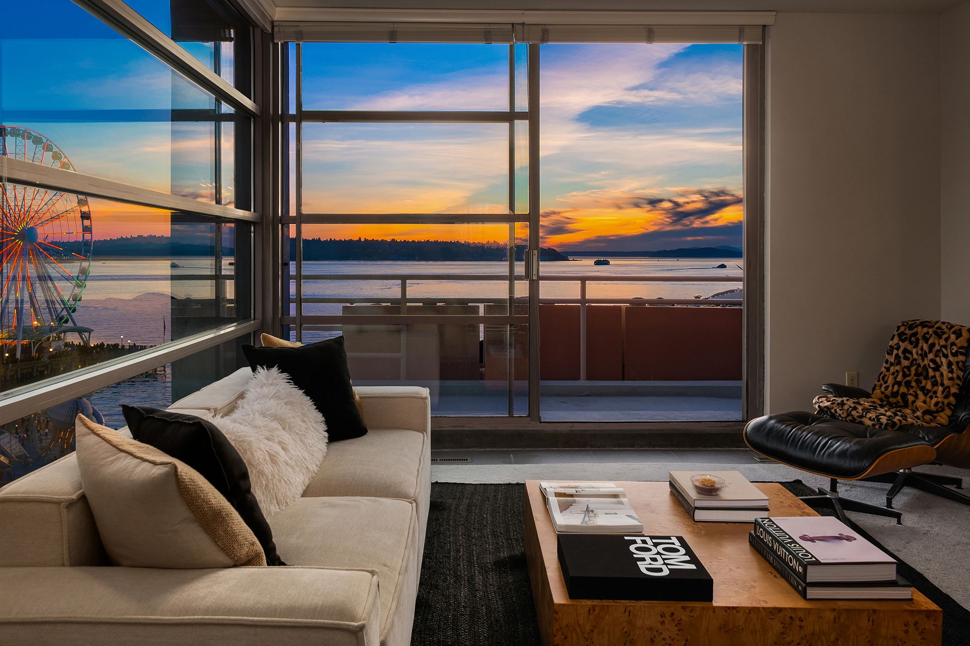 1425 Western Ave Unit U403