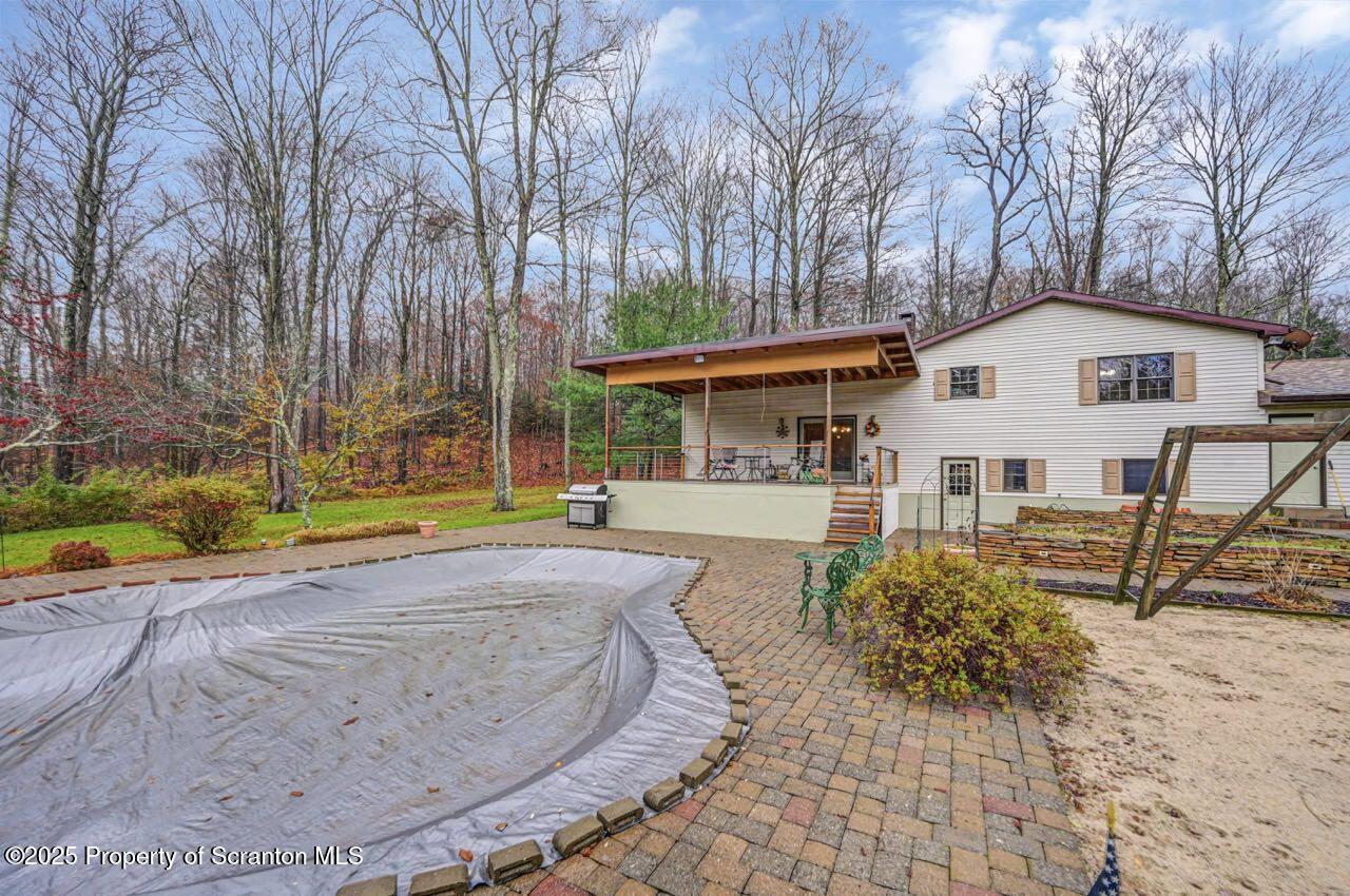 Gouldsboro, Pennsylvania, 18424, United States, 4 Bedrooms Bedrooms, ,3 BathroomsBathrooms,Residential,For Sale,1998512