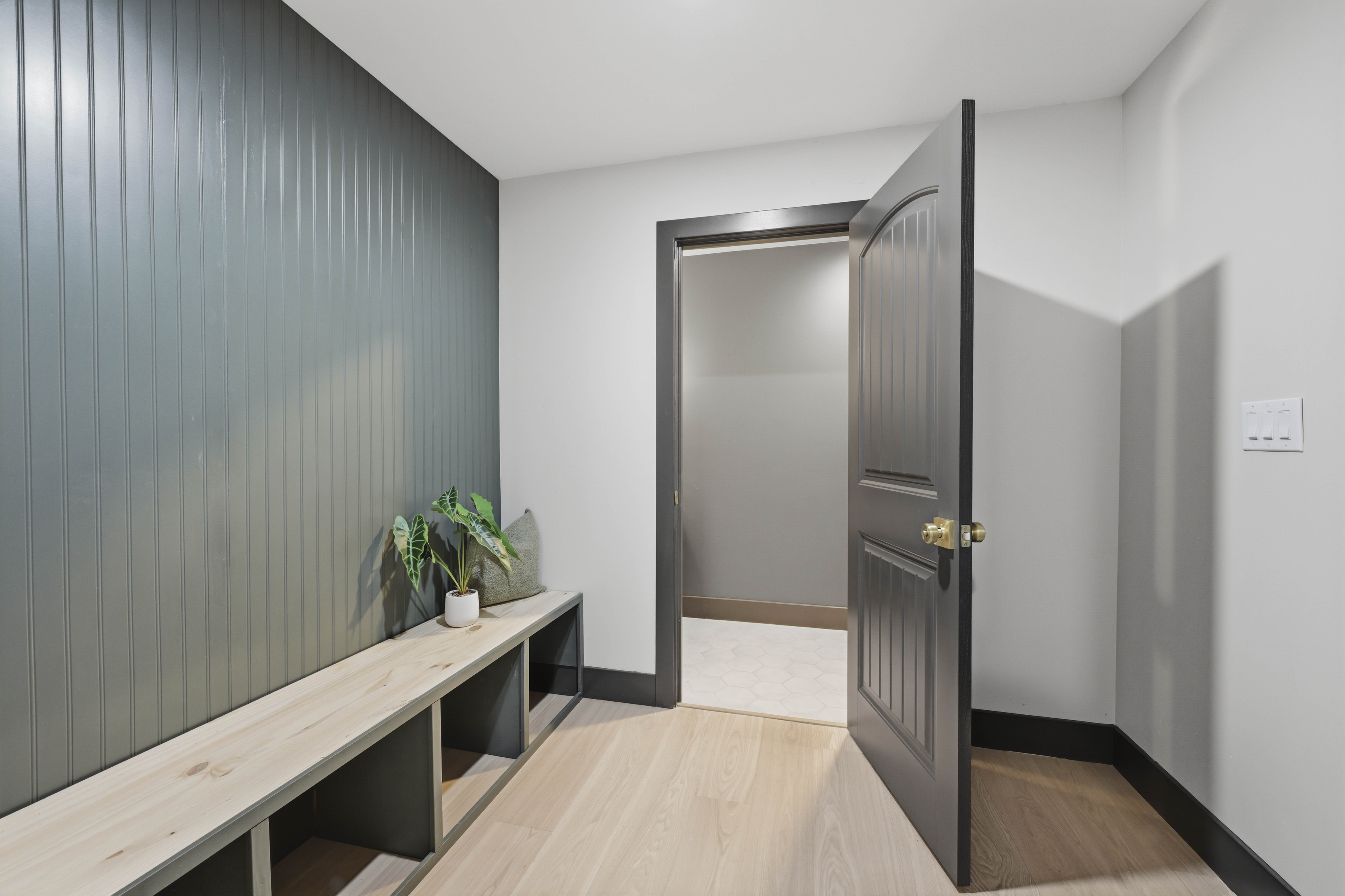  9815 Mira Del Rio Drive, Sacramento, CA 95827 - 物件實景