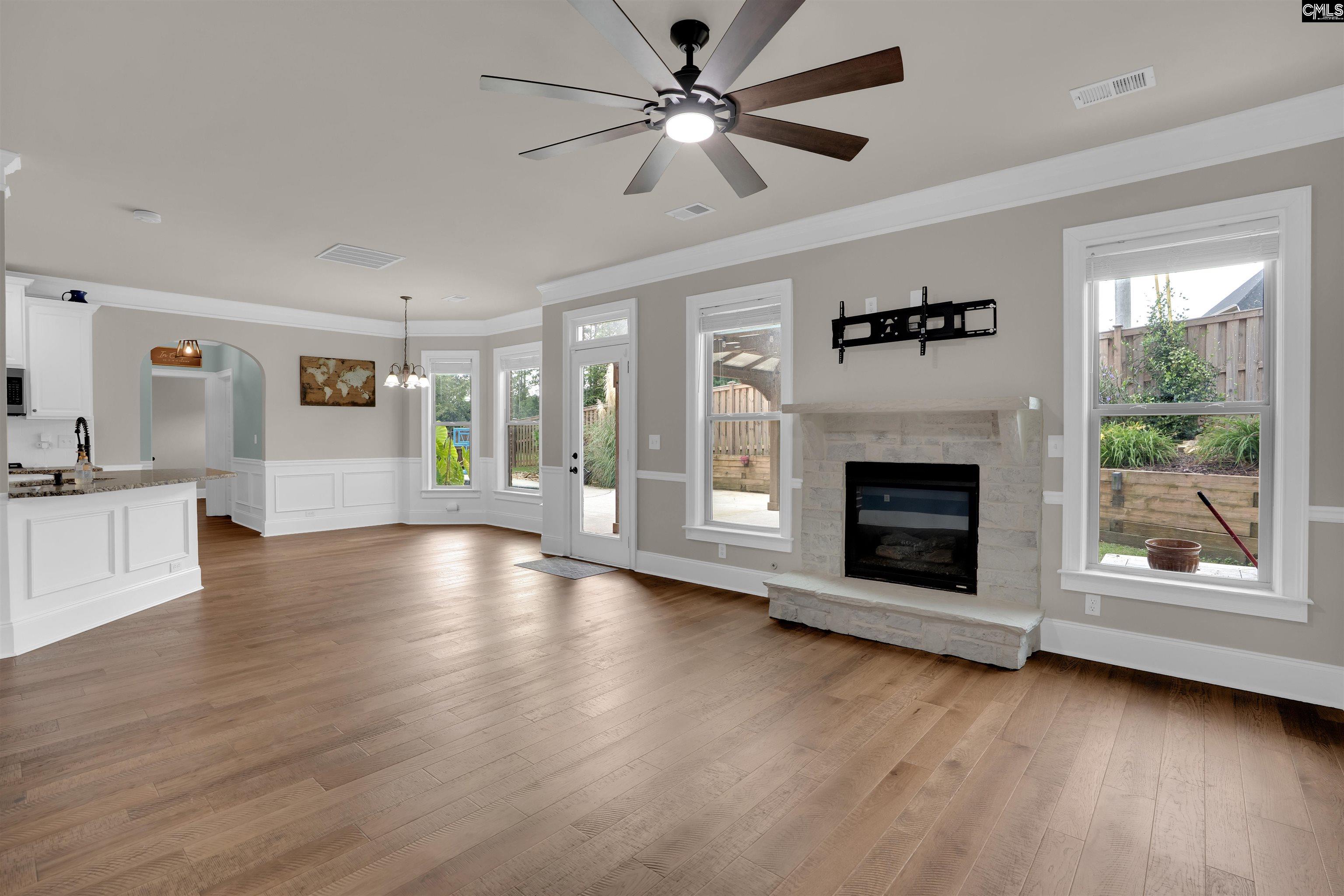 Chapin, South Carolina, 29036, United States, 5 Bedrooms Bedrooms, ,3 BathroomsBathrooms,Residential,For Sale,1934292