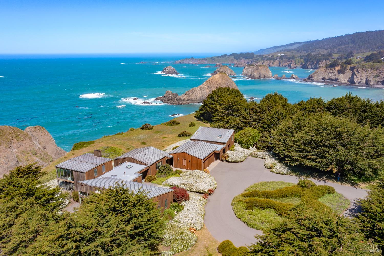 Elk, California, 95432, United States, 4 Bedrooms Bedrooms, ,4 BathroomsBathrooms,Residential,For Sale,1993215