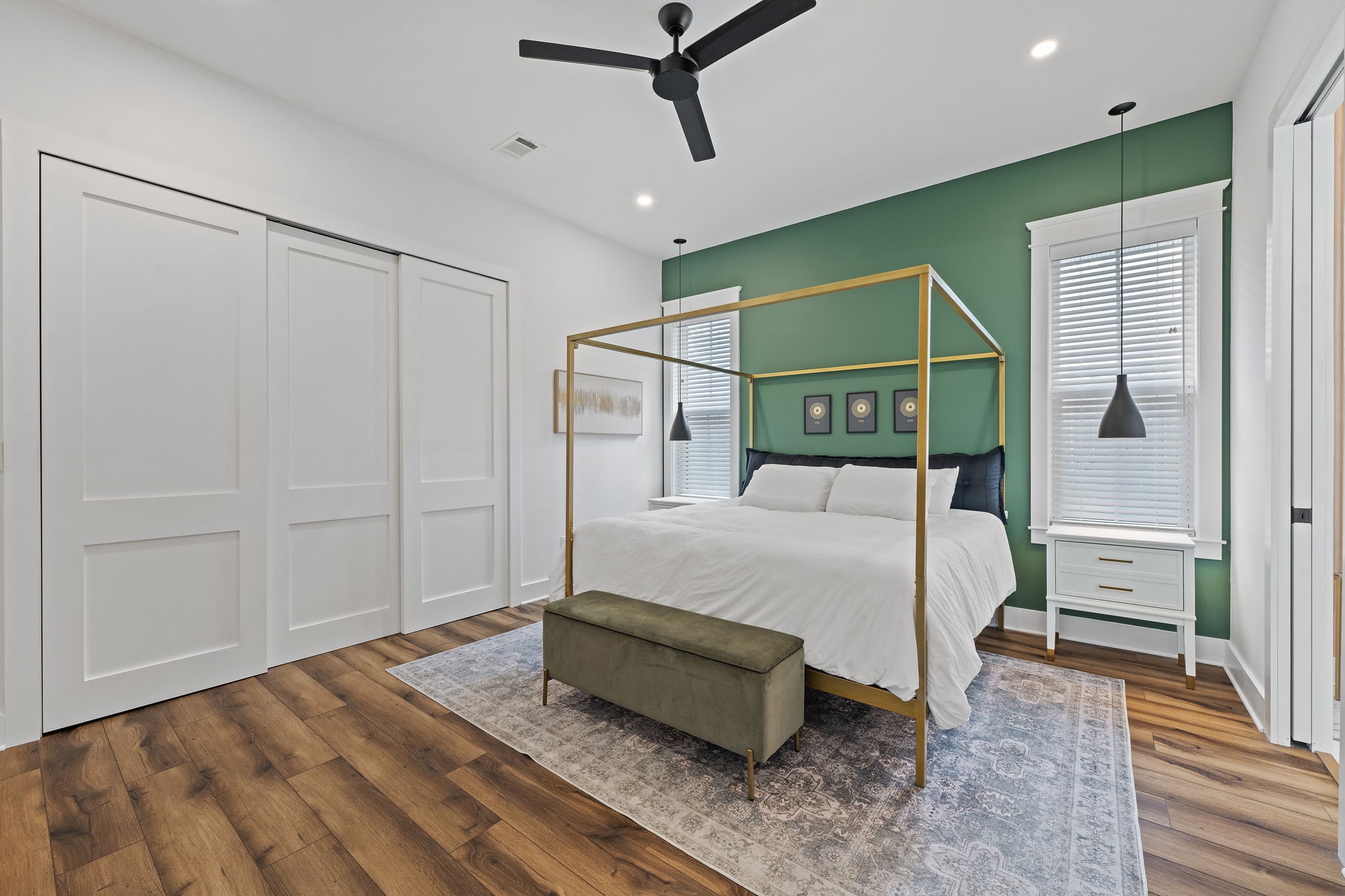  Custom East Hill Retreat - 物件實景