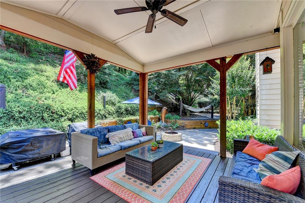 Canton, Georgia, 30115, United States, 6 Bedrooms Bedrooms, ,5 BathroomsBathrooms,Residential,For Sale,1887424