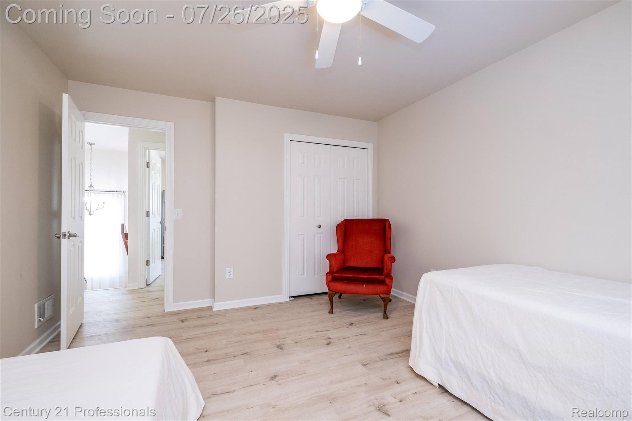 RochesterHills, Michigan, 48309, United States, 3 Bedrooms Bedrooms, ,4 BathroomsBathrooms,Residential,For Sale,1975031