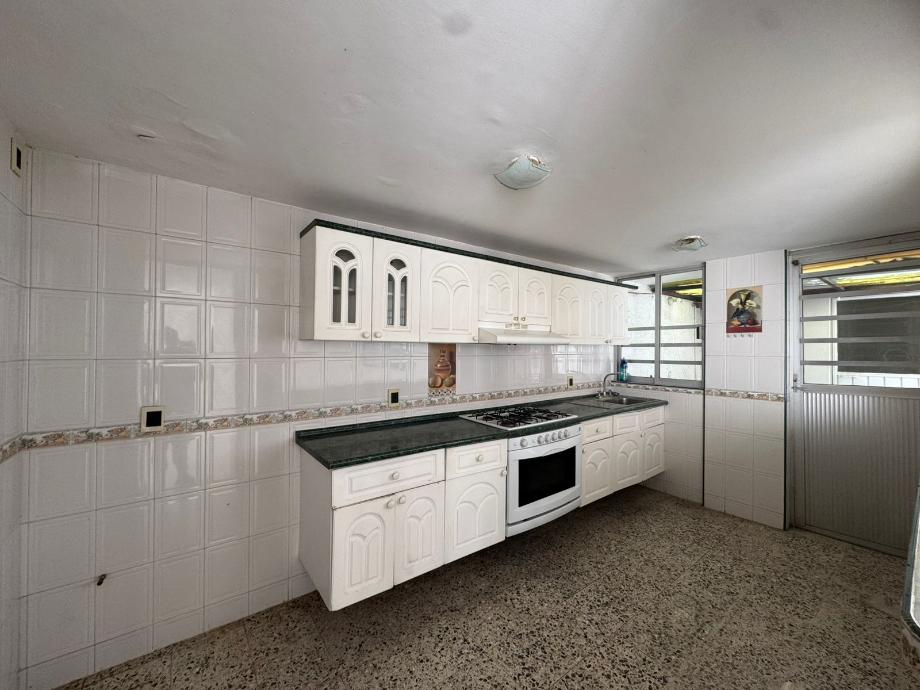 Tlalnepantla de Baz, Estado de méxico, 54050, Mexico, 3 Bedrooms Bedrooms, ,1 BathroomBathrooms,Residential,For Sale,1941924
