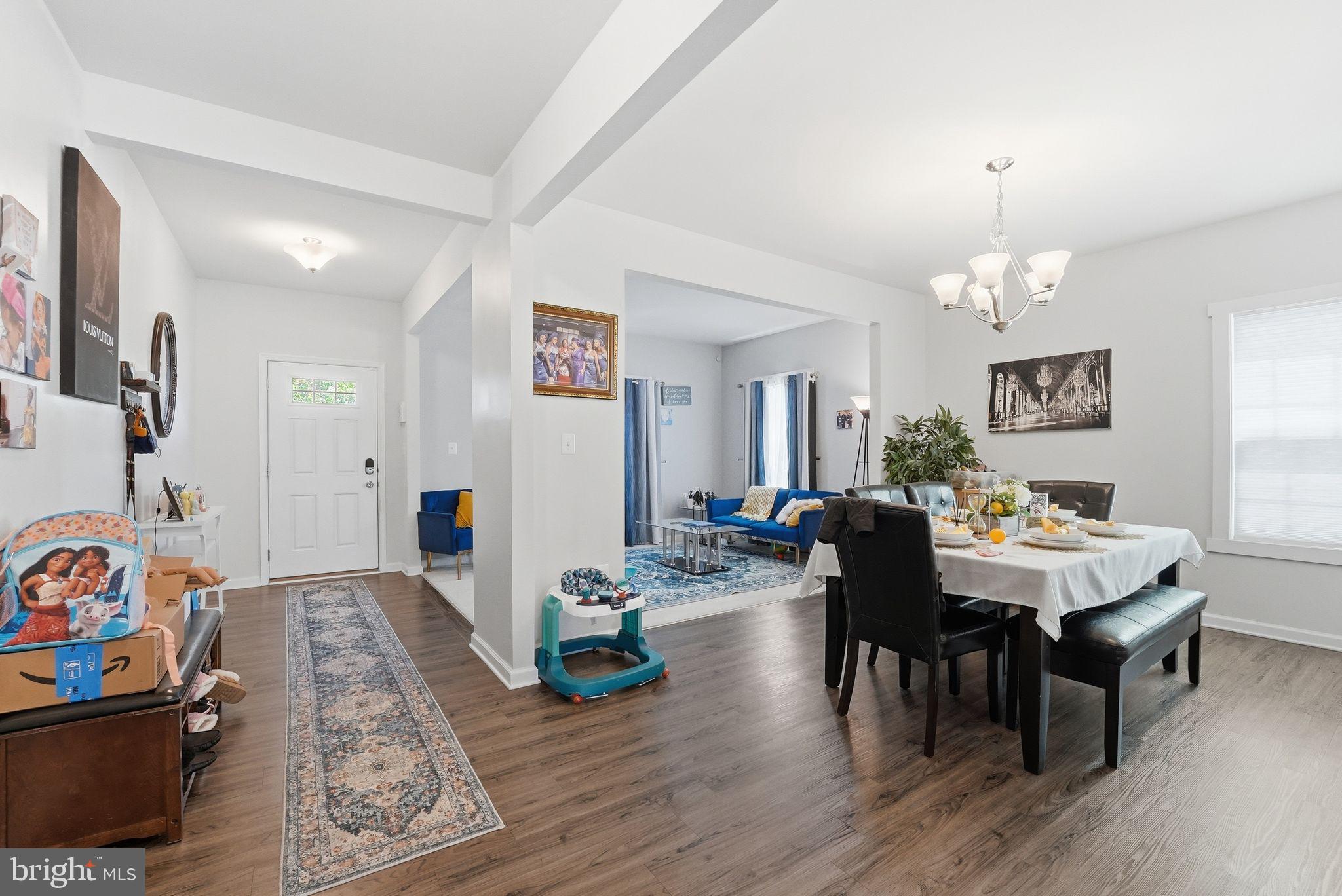 Culpeper, Virginia, 22701, United States, 5 Bedrooms Bedrooms, ,5 BathroomsBathrooms,Residential,For Sale,2043382