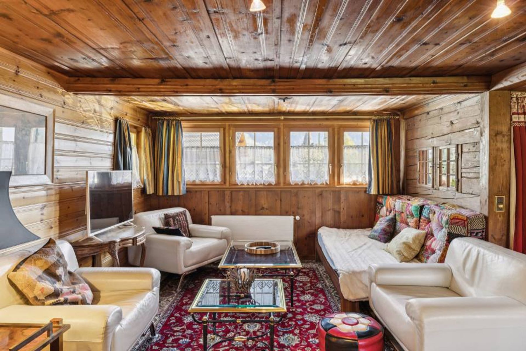  Chalet with two apartments and authentic charm - 物件實景