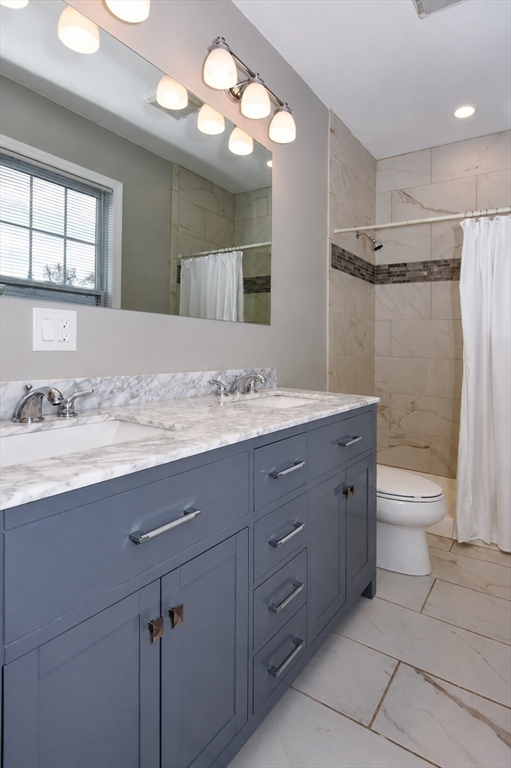 Salem, Massachusetts, 01970, United States, 3 Bedrooms Bedrooms, ,2 BathroomsBathrooms,Residential,For Sale,2049381