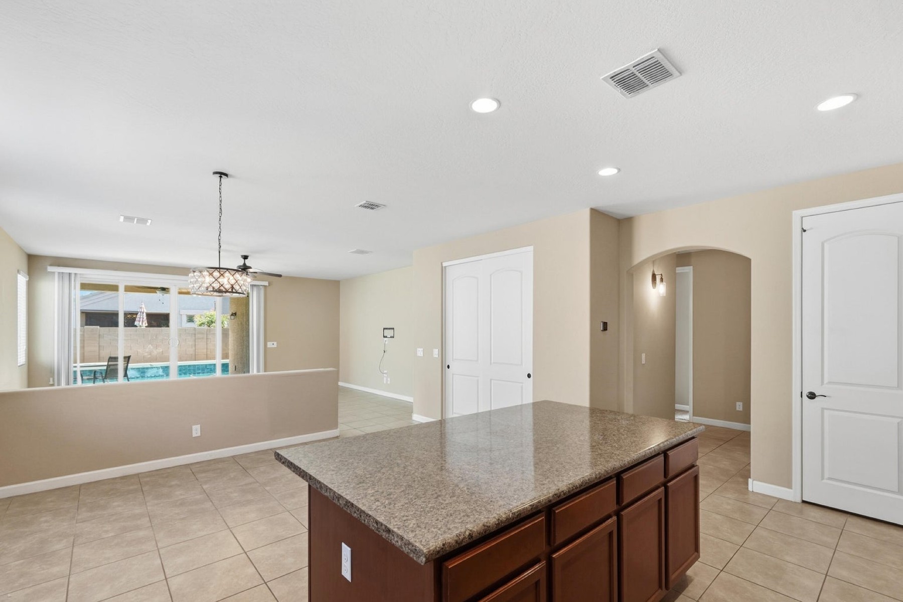  9413 W Georgia Avenue  Glendale, AZ - 物件實景