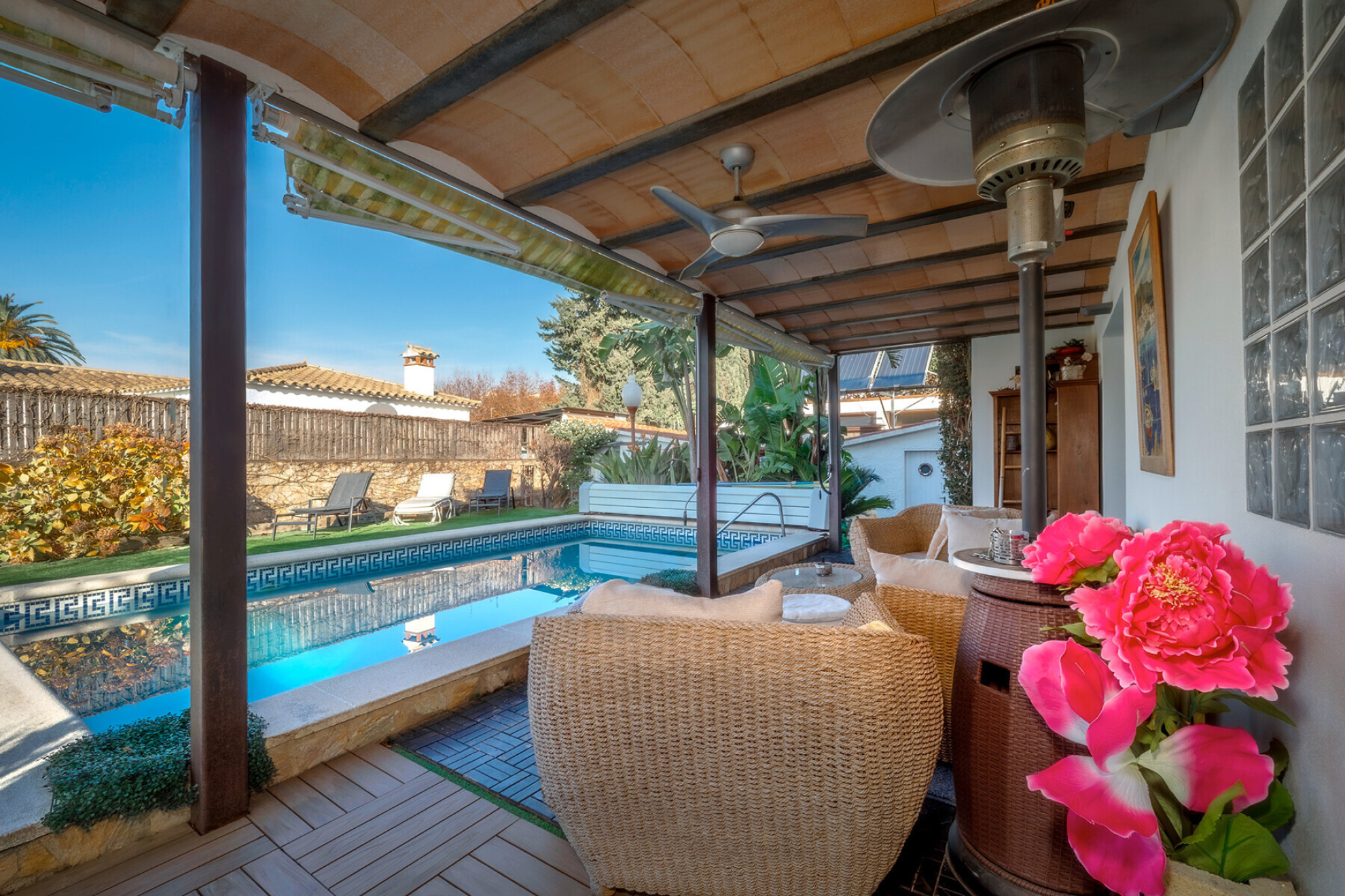  Exclusive Mediterranean Villa in Prime Empuriabrava Location - 物件實景