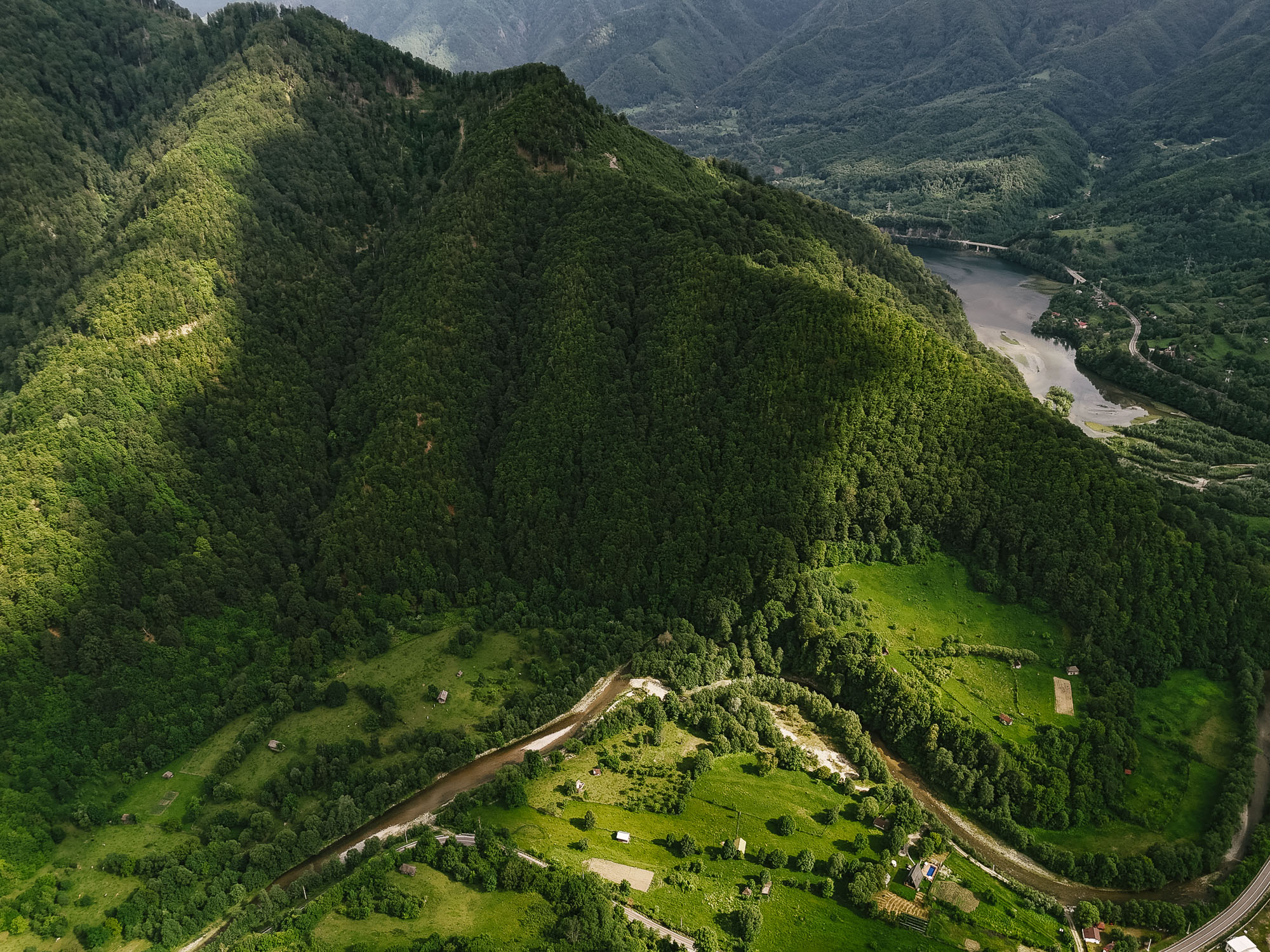  A Home Between River, Forest and Sky in the Heart of the Lotru Mountains - 物件實景
