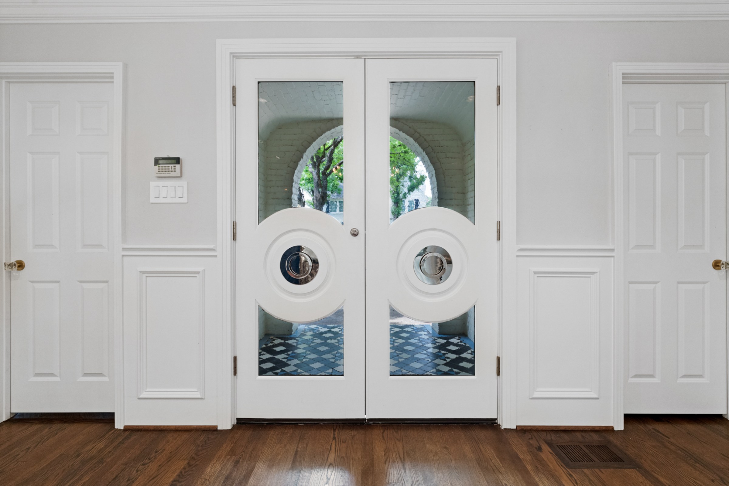  A Modern Tudor Masterpiece in Highland Park’s French Streets - 物件實景