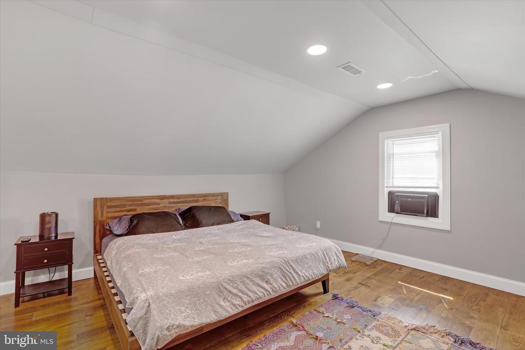 Morrisville, Pennsylvania, 19067, United States, 3 Bedrooms Bedrooms, ,2 BathroomsBathrooms,Residential,For Sale,1907404