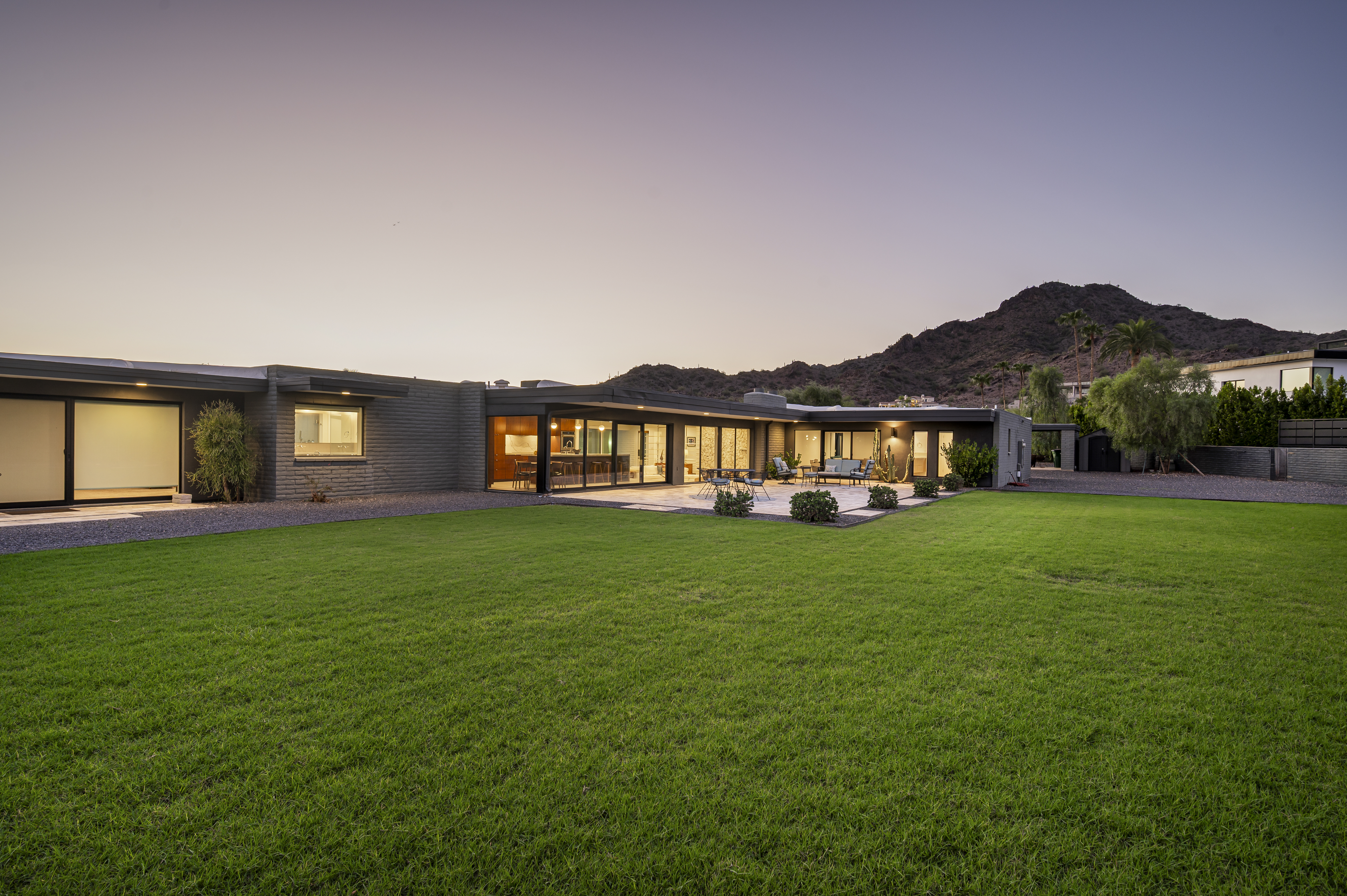 4020 E Sierra Vista Drive  Scottsdale, AZ - 物件實景