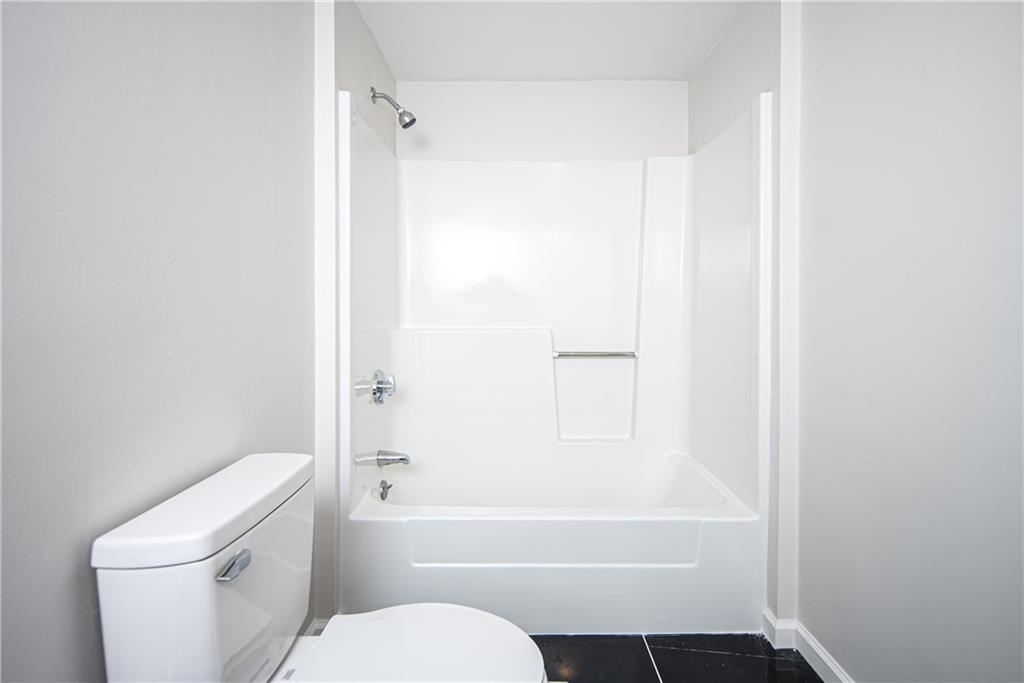 East Greenwich, Rhode Island, 02818, United States, 3 Bedrooms Bedrooms, ,3 BathroomsBathrooms,Residential,For Sale,1905846